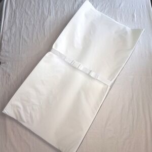 Munchkin Secure Grip Changing Pad White Contoured‎ Non Slip Baby Nursery